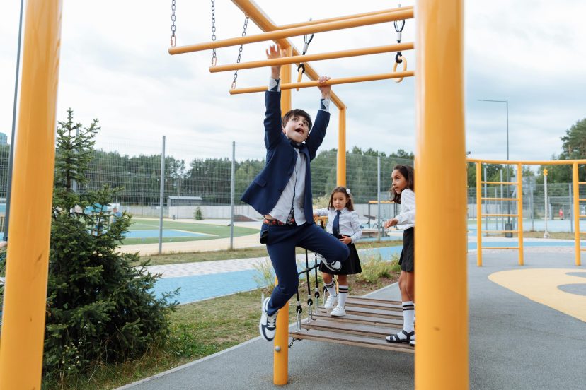 childrens monkey bars
