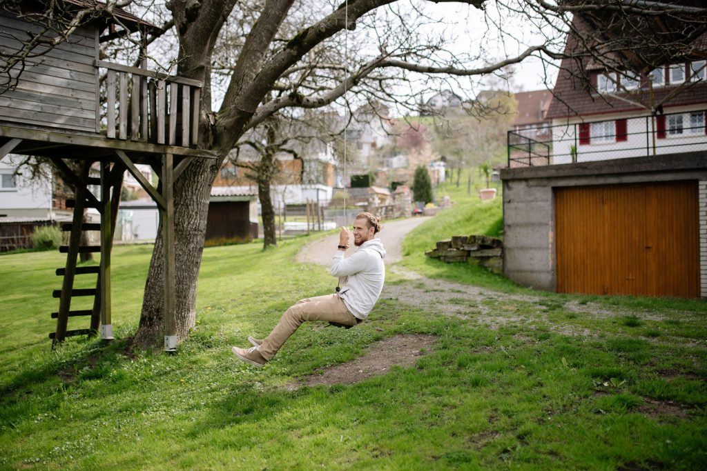 heavy duty outdoor swings for adults